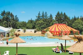 Chateau des Ormes - Keycamp