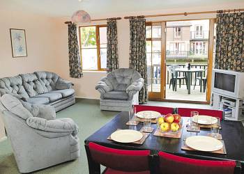 Peninsula Cottages