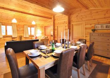 Woodland Park Lodges