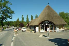 Chateau des Ormes - Keycamp