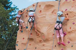 Chateau des Ormes - Keycamp
