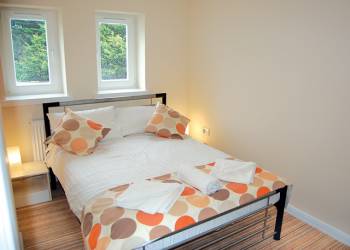 Strand Court Apartments