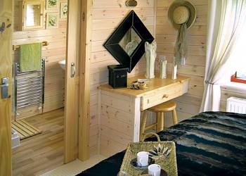 Astbury Falls Lodges
