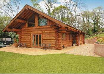Long Meadow Farm Holiday Lodges in Somerset